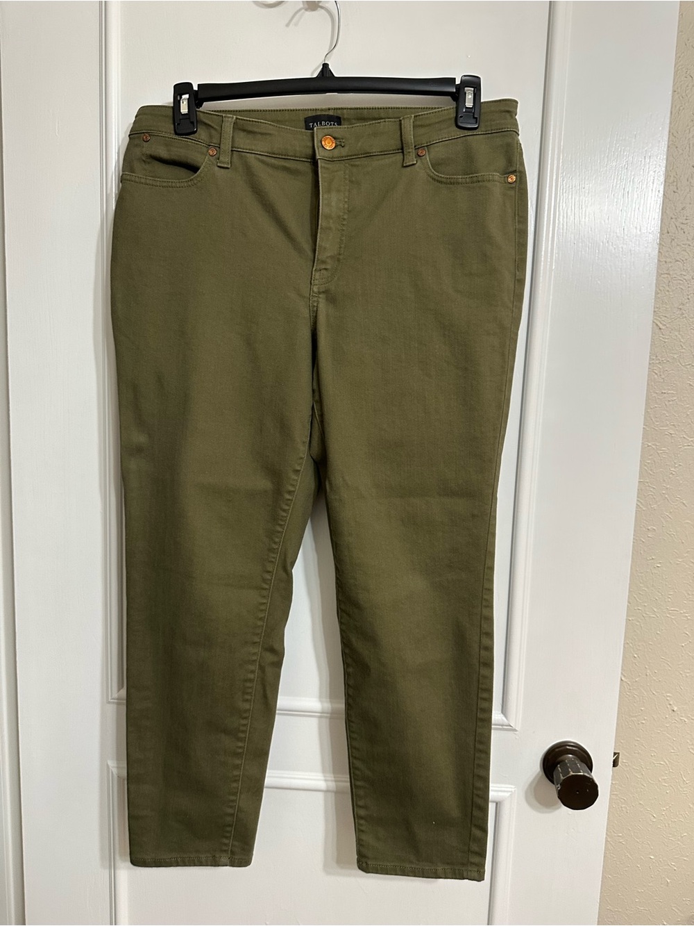 Talbots Slim Ankle Jeans - Sage green. Size 14p